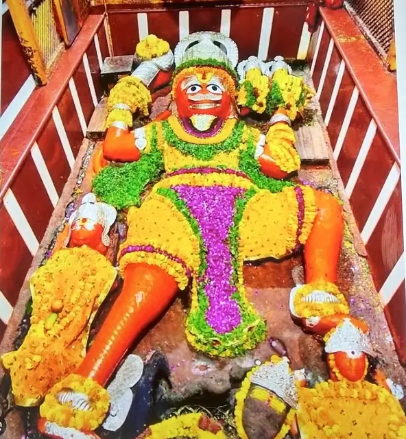 Bade (Lete) Hanuman Temple, Prayagraj