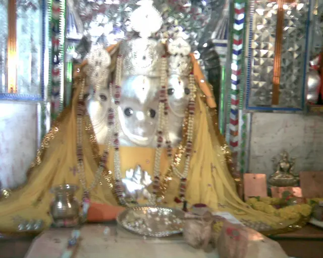 Maa Baglamukhi Temple, Nalkheda