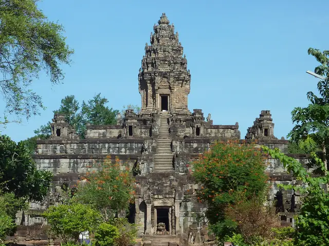 Bakong, Roluos (Hariharalaya)