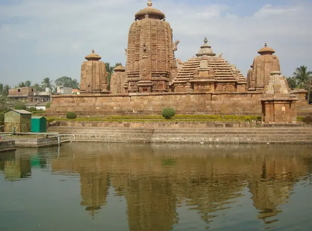 Brahmeswara Temple, Bhubaneswar
