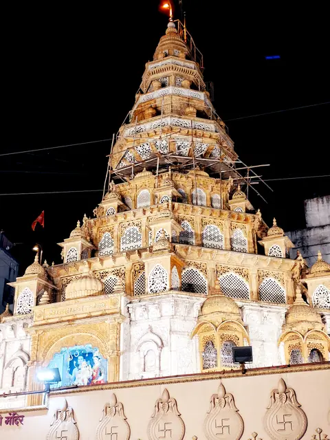 Shrimant Dagdusheth Halwai Ganpati, Pune