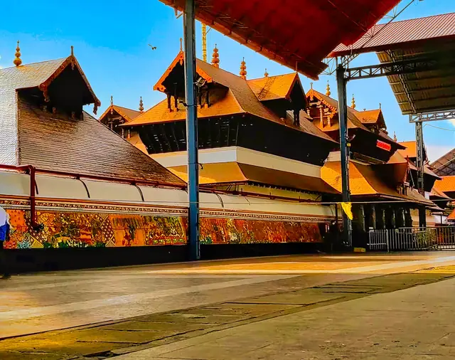 Guruvayur Sri Krishna Temple