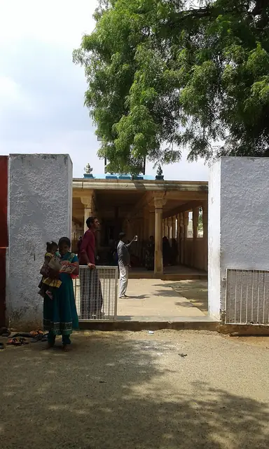 Irattai Tirupati, Thirutholaivillimangalam