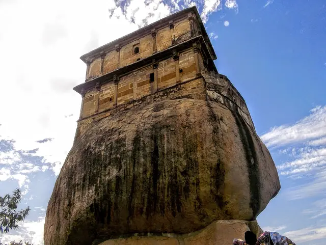 Jabalpur and Garha