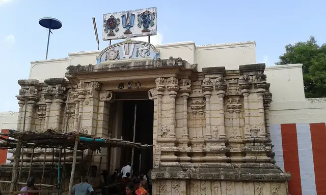 Kaichina Vendhan Temple, Thiruppuliangudi