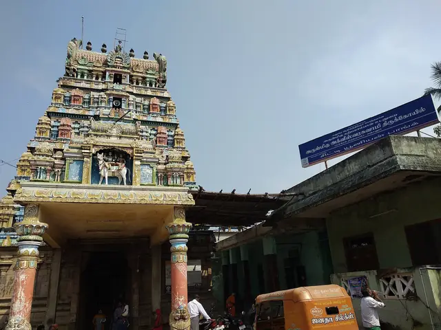 Agneeswarar Temple, Kanjanur (Shukra)