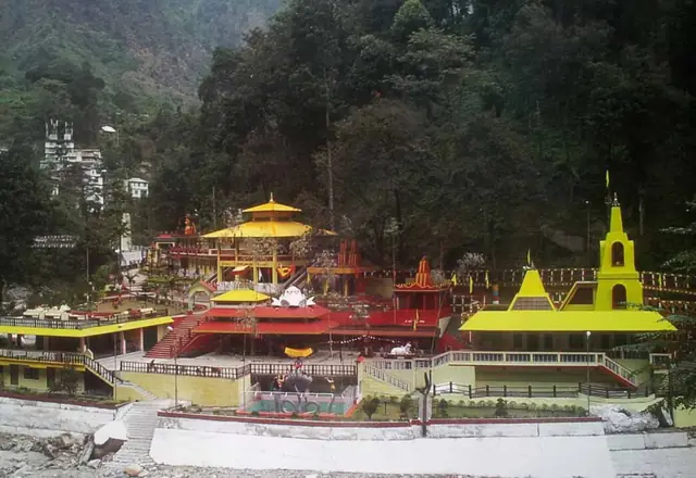 Kirateshwar Mahadev Temple, Legship