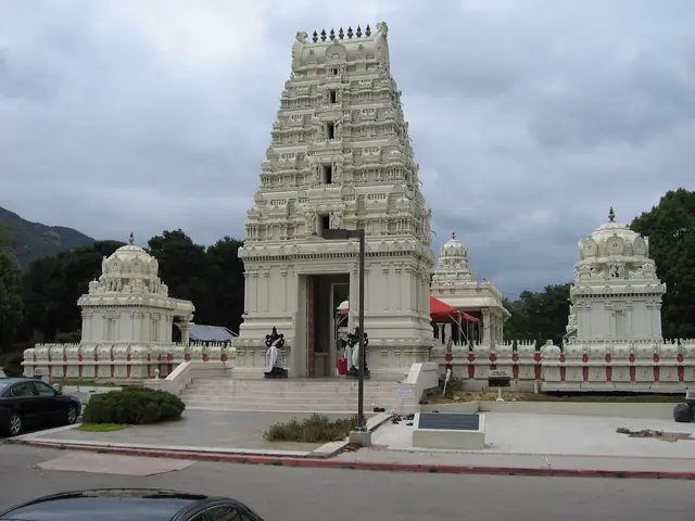 Malibu Hindu Temple (Sri Venkateswara), Calabasas