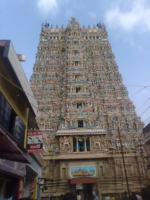 Meenakshi Sundareswarar Temple, Madurai