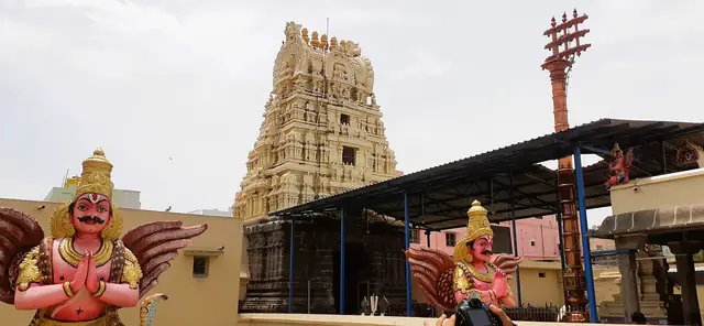 Pandava Thoothar Perumal Temple, Thiruppadagam (Kanchipuram)