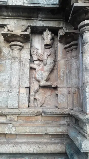 Somanathar Temple and Vadathali, Pazhaiyarai