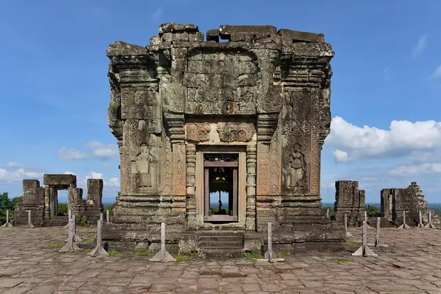 Phnom Bakheng (Yashodharagiri)