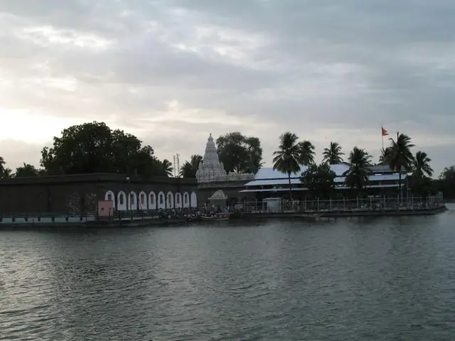 Siddheshwar Temple, Solapur