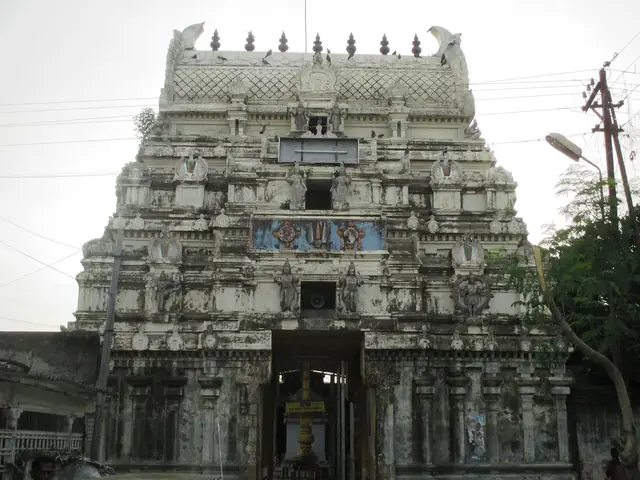 Thadalan (Trivikrama) Temple, Thirukkazhicheerama Vinnagaram, Sirkazhi