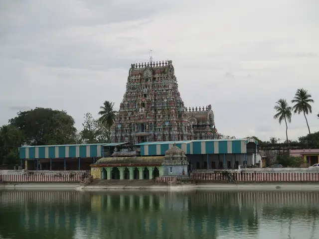Sowriraja Perumal (Neelamegha) Temple, Thirukkannapuram