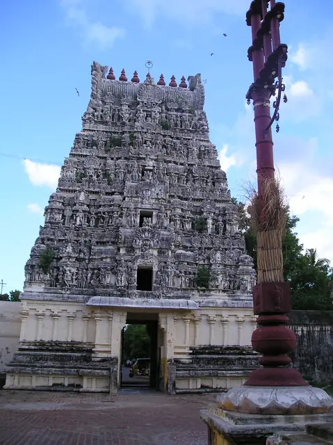 Sthalasayana (Kripasamudra) Perumal Temple, Thirusirupuliyur