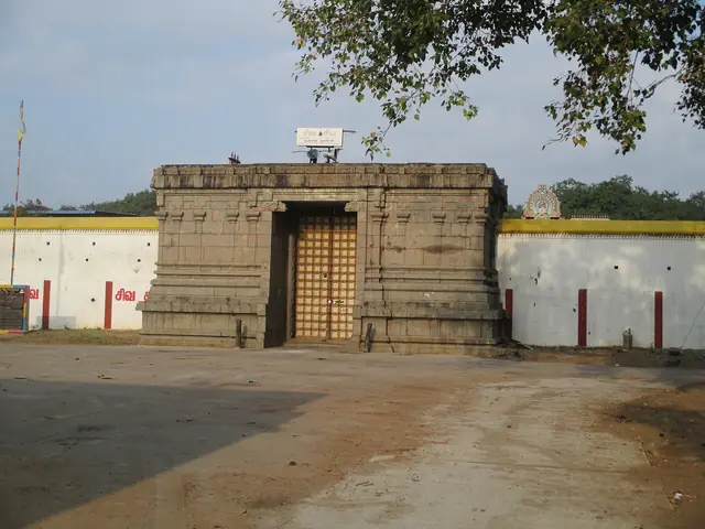 Kachabeswarar Temple, Tirukkachur