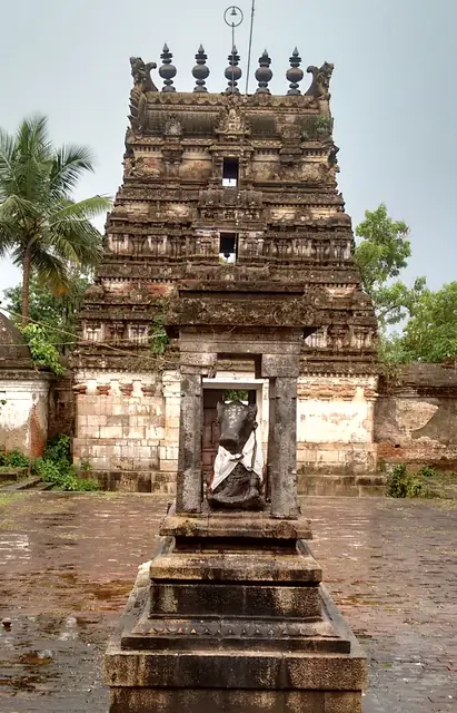 Mahalakshmeeswarar Temple, Tiruninriyur