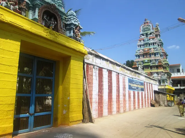 Pushpavaneswarar Temple, Tiruppoovanam