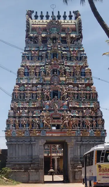 Sivalokanathar Temple, Tiruppunkur