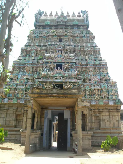 Veezhinathar Temple, Tiruveezhimizhalai